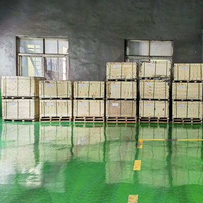 Ηλεκτρόδια ισοστατικού γραφίτη 1.7 - 2.1 G/Cm3