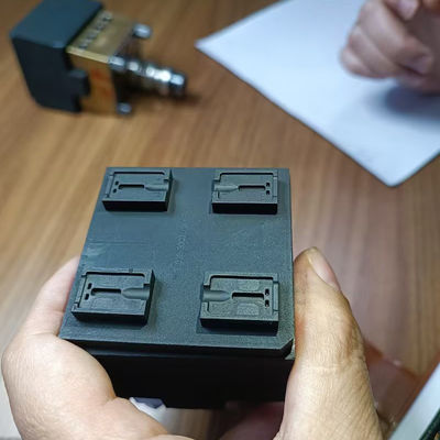 1.82 Στάβλοι γραφίτη πυκνότητας και ισόστατο μπλοκ γραφίτη για συντριβή σάγκερ και τήξη χωνευτήρων